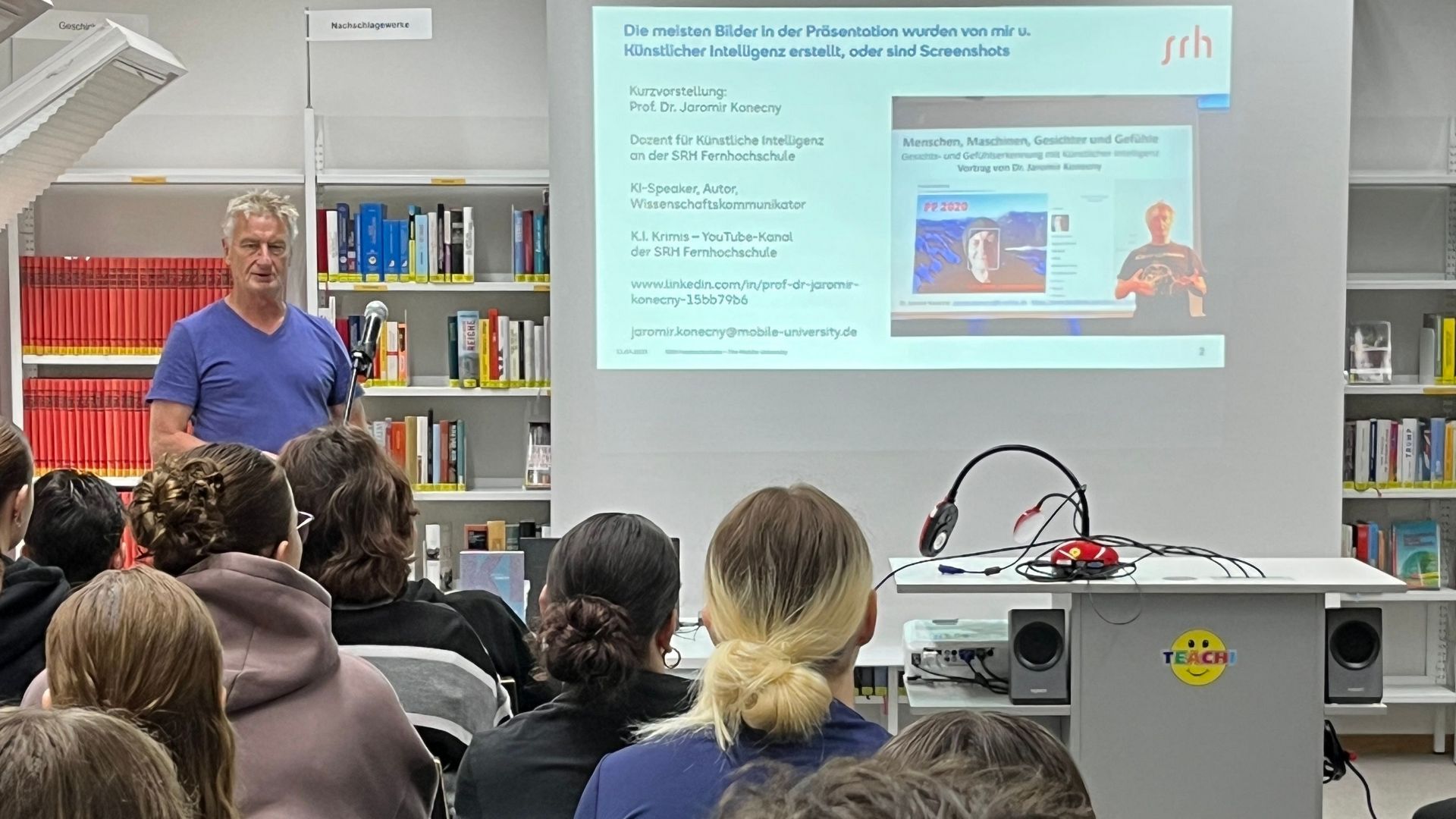 Mehr über den Artikel erfahren „KI, Kreativität und Konecny“ – Autor trifft Realschülerinnen und -schüler in der Stadtbibliothek Schwandorf