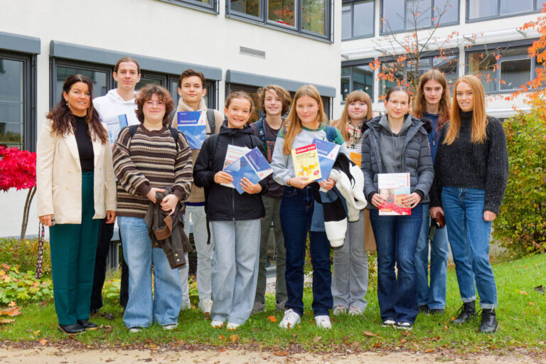 Mehr über den Artikel erfahren Die neuen Lerntutoren für das Schuljahr 2025/2026 stellen sich vor