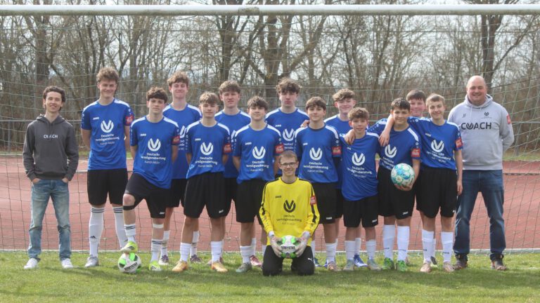 Mehr über den Artikel erfahren KMK Fußballer in neuen Trikots am Kreisfinale